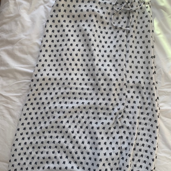 midi wrap skirt - Picture 7 of 8